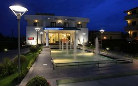 La Costiera Hotel